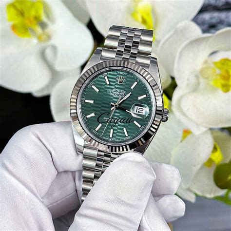 rolex datejust usato vetro zaffiro|Rolex Datejust 41 Silver Fluted Motif .